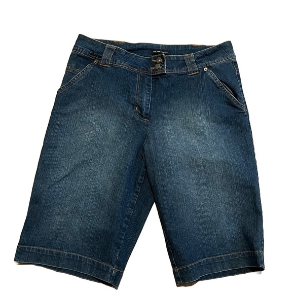 New York & company Bermuda jean shorts buttons pockets Y2K women’s 10 - Picture 1 of 8